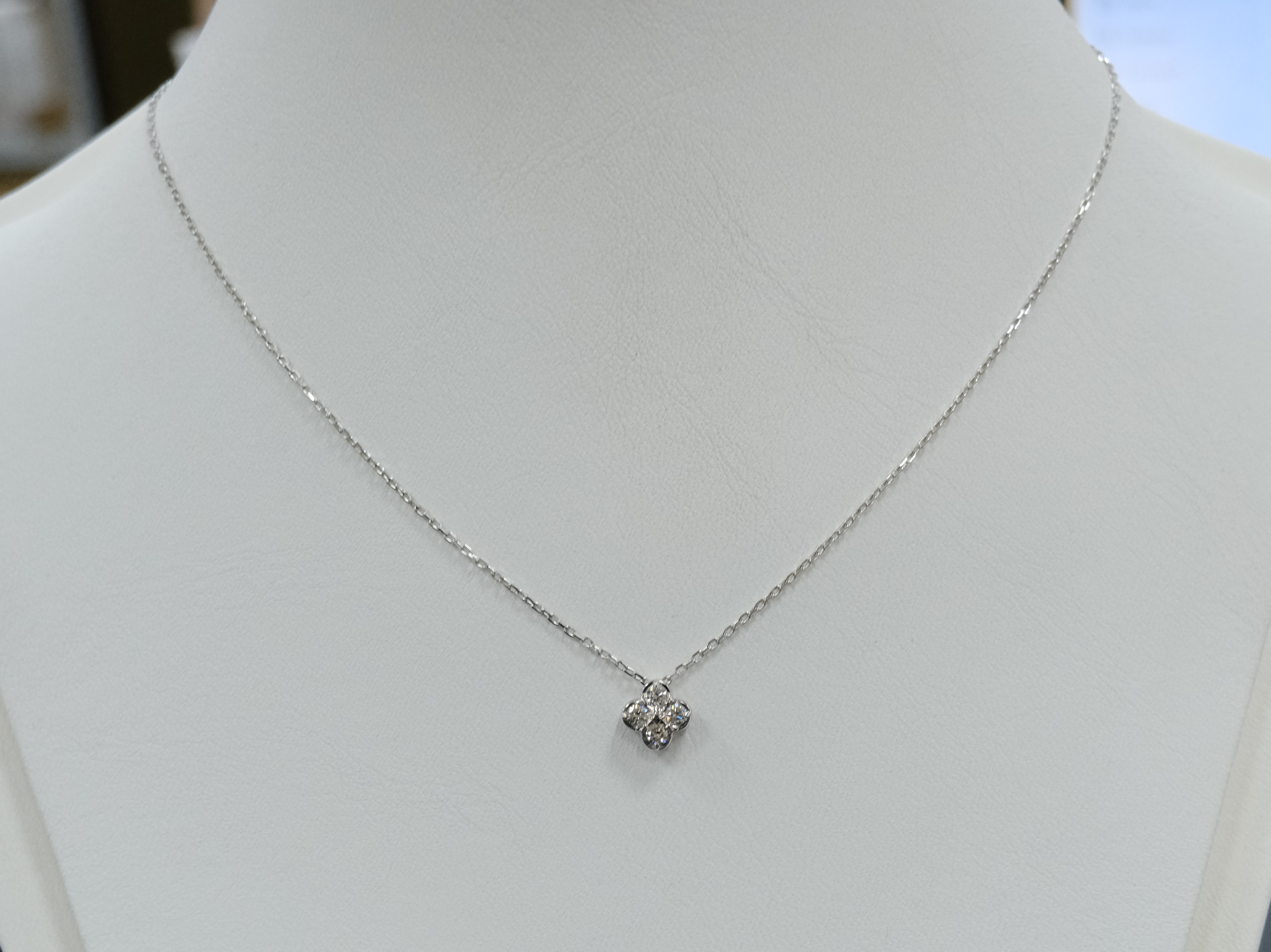 10711-000166 Колье (Au 585)